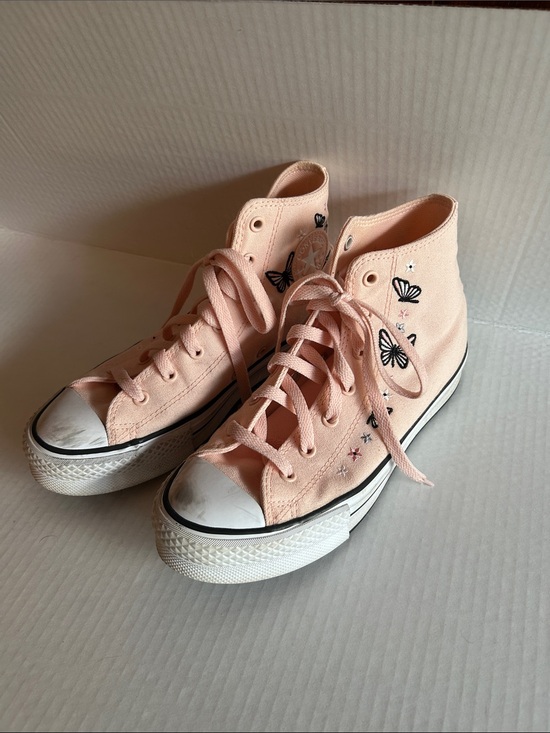 Converse Shoes - Converse High Top Sneakers in Light Pink with Butterfly Embroidery